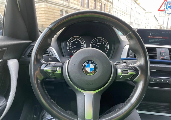BMW Seria 1 cena 88000 przebieg: 89000, rok produkcji 2018 z Staszów małe 631